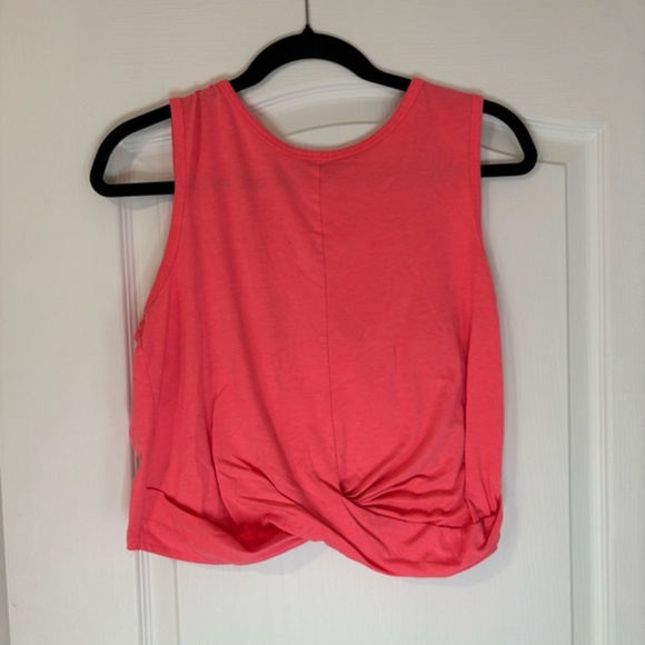 Lilly Pulitzer LUXLETIC SALMON Tank Top M - Picture 3 of 5